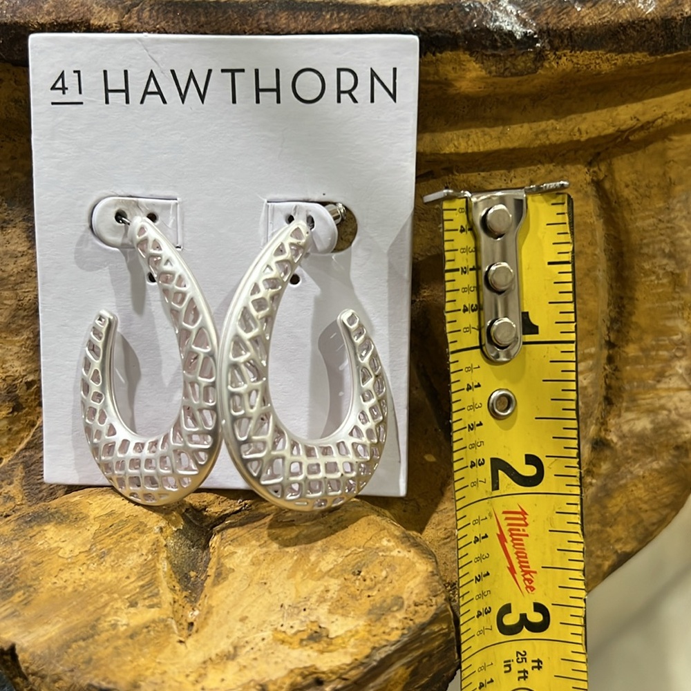 New silver 41 Hawthorn earrings   J38 - Picture 2 of 3